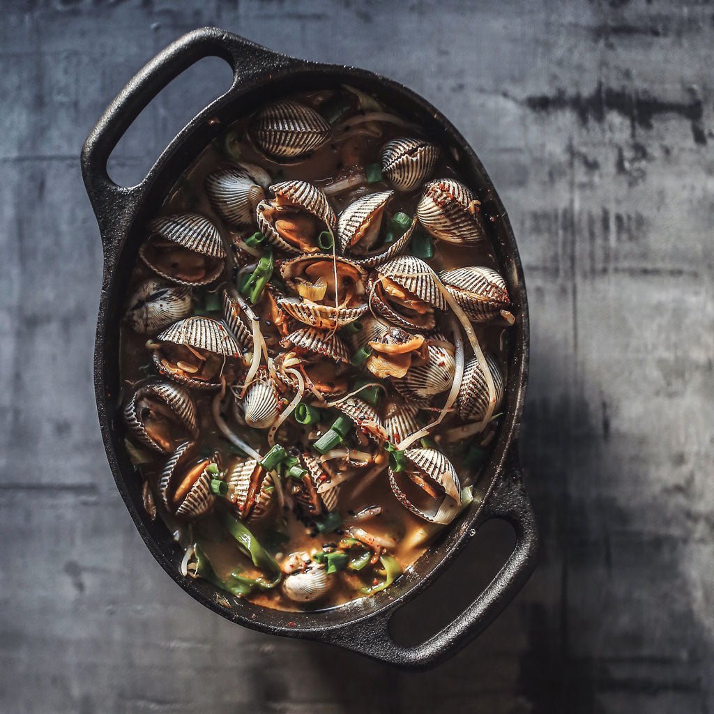 Cast Iron Oval Dutch Oven 6.3 qt Boston General Store