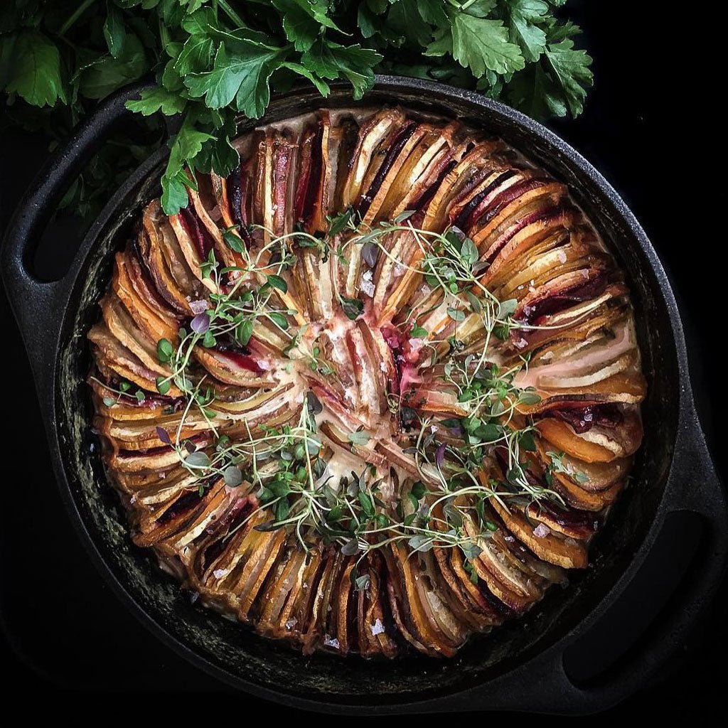 Cast Iron Round Dutch Oven 5.75 qt Boston General Store