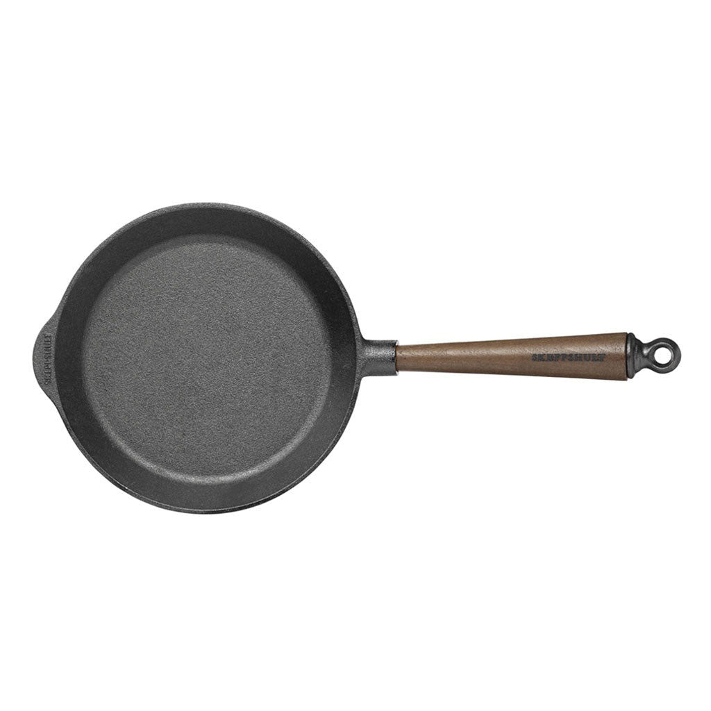 Cast Iron Skillet 8.5" with Walnut Handle Boston General Store