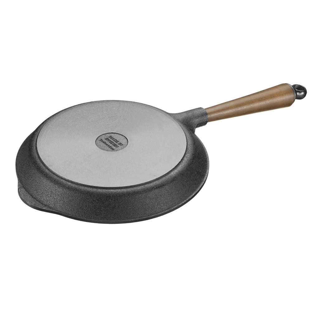 Cast Iron Skillet 9.5" with Walnut Handle Boston General Store