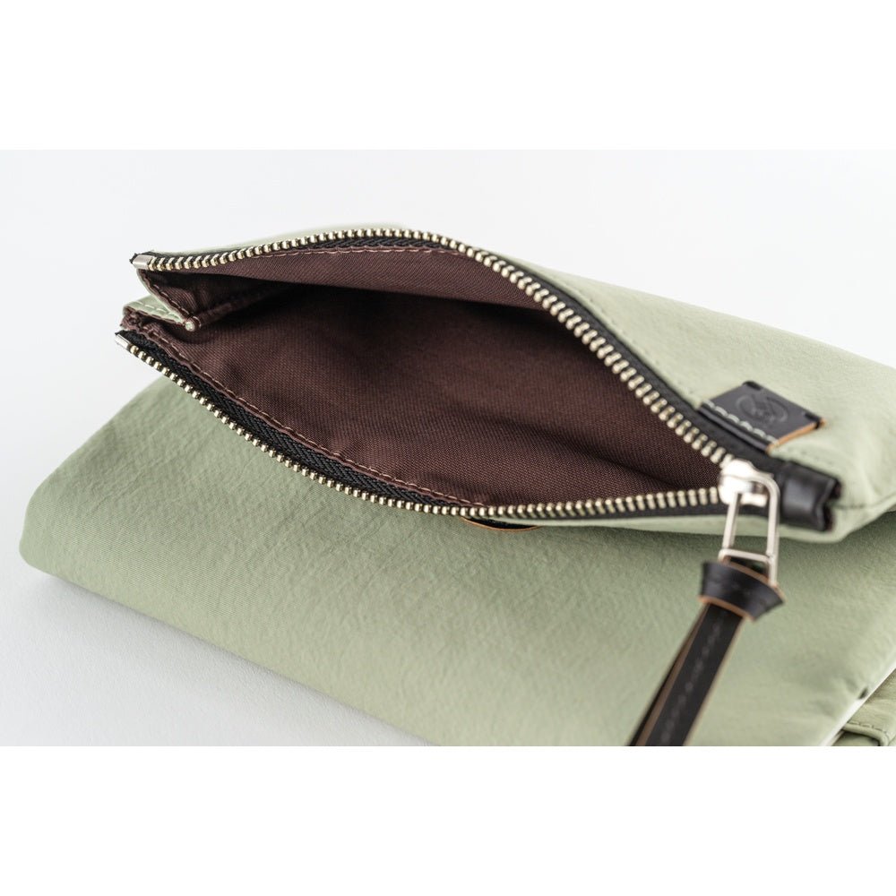 Hobonichi Techo Original A6 2026 - Book with Cover - Tragen: Oakmoss Boston General Store