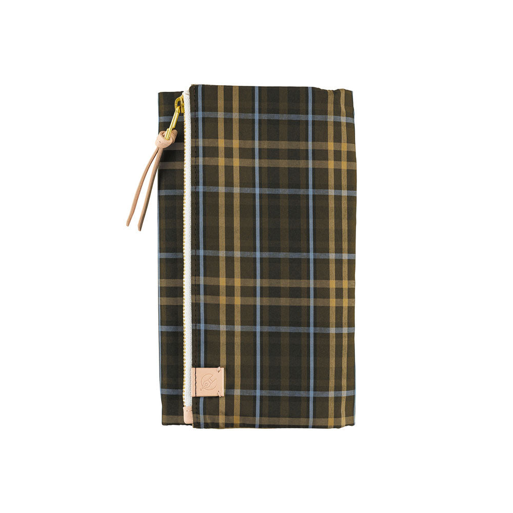 A Hobonichi Tragen cover for Weeks in the color Bitter Plaid.
