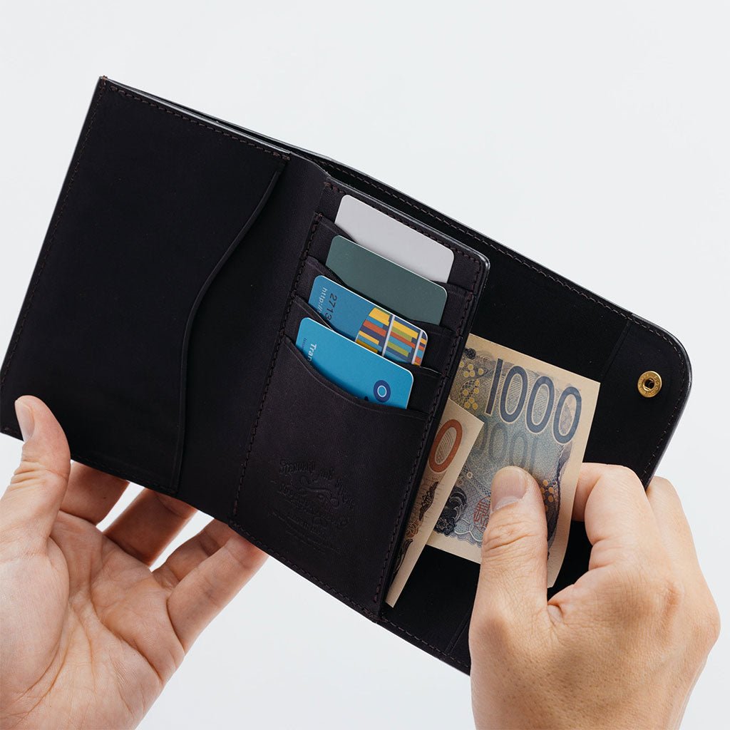 Outside Pocket Leather Middle Wallet Boston General Store