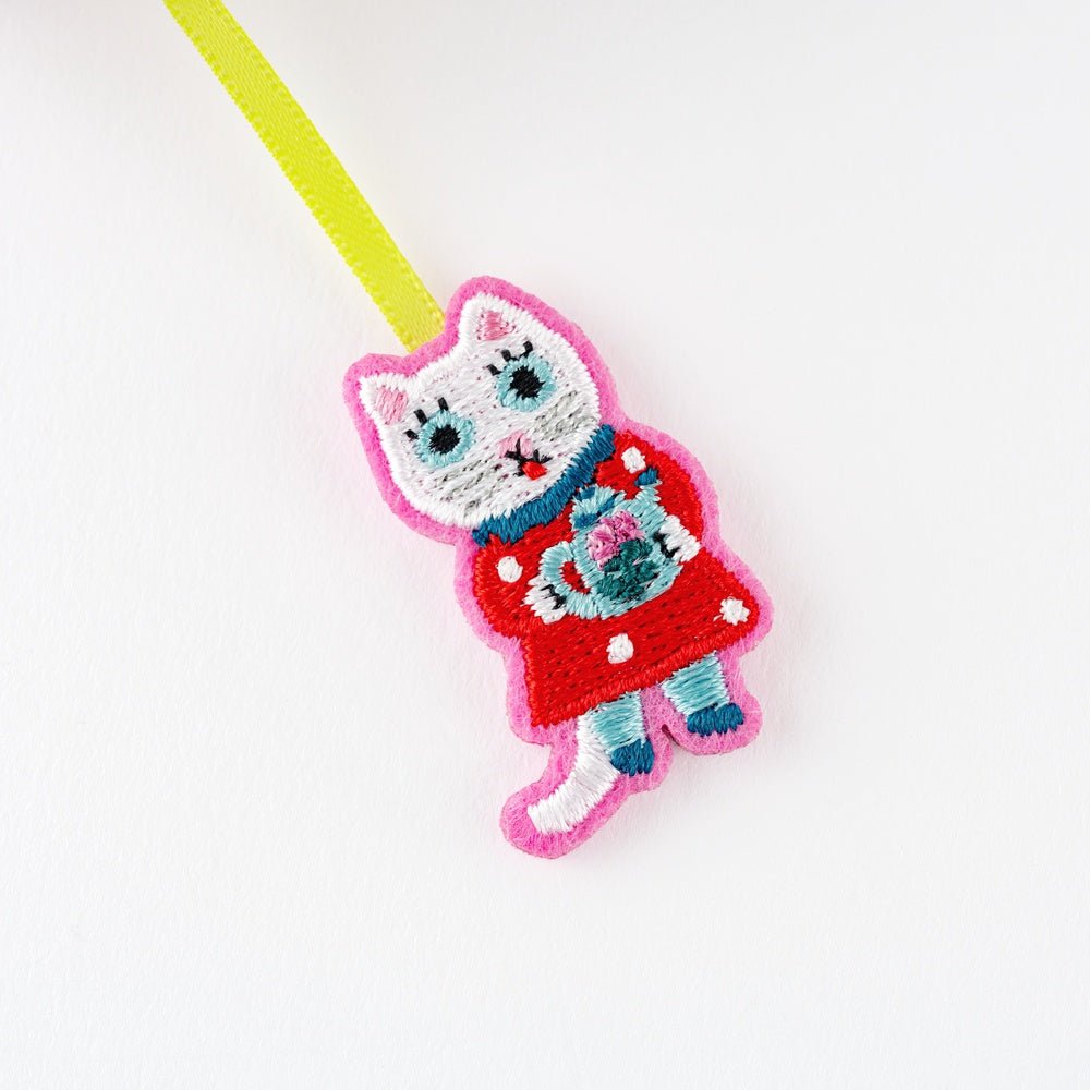 Yumi Kitagishi: Embroidered Bookmark - White Cat Boston General Store