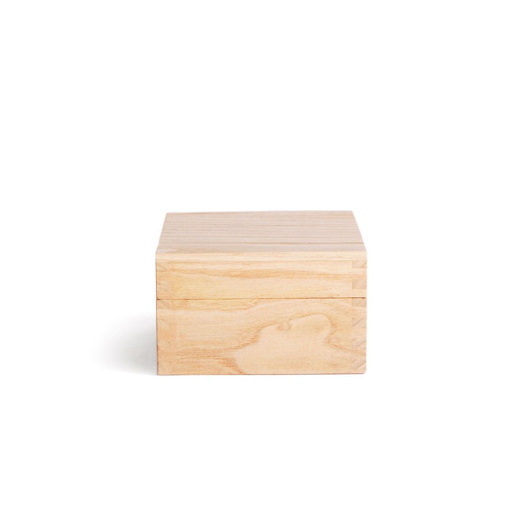 Chestnut Card Case Boston General Store