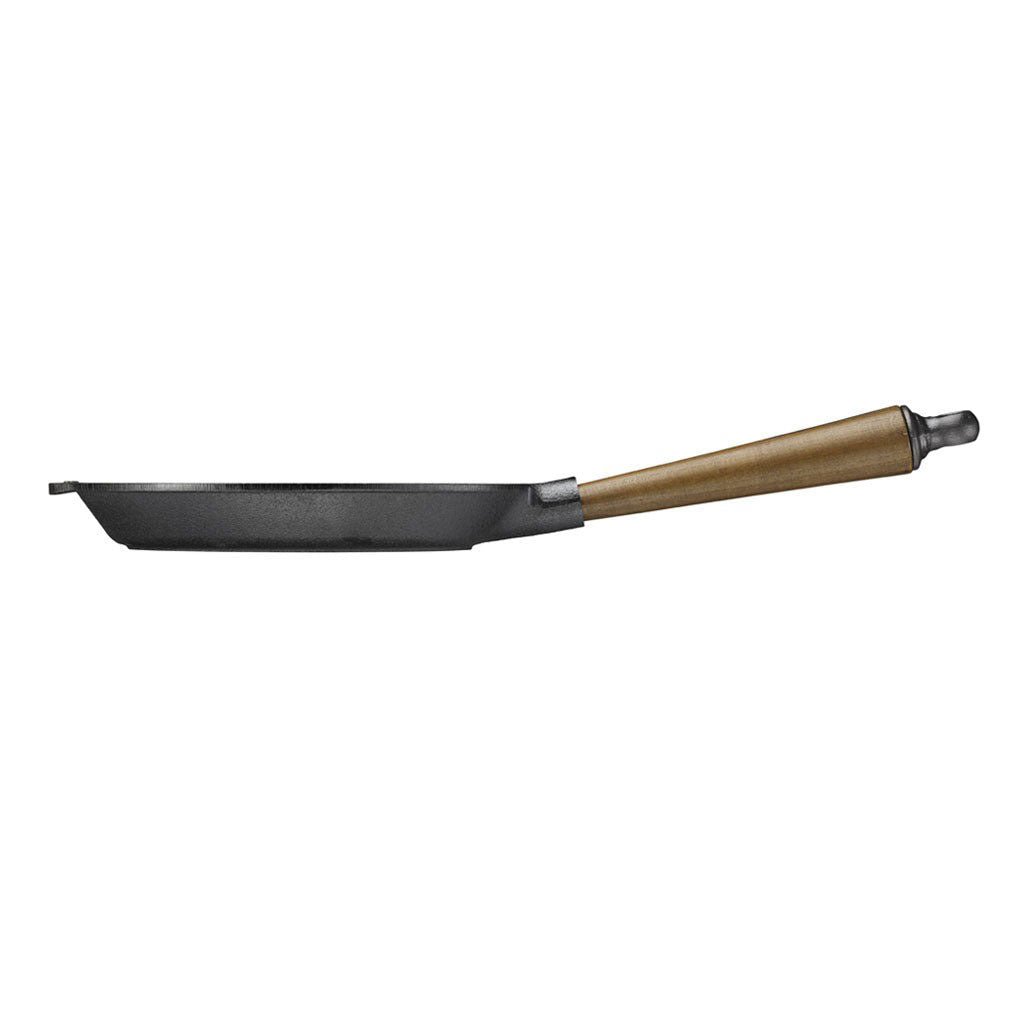 Cast Iron Skillet 8.5&quot; with Walnut Handle Boston General Store
