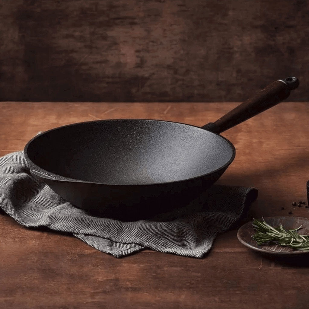 Cast Iron Wok 12&quot; with Walnut Handle Boston General Store