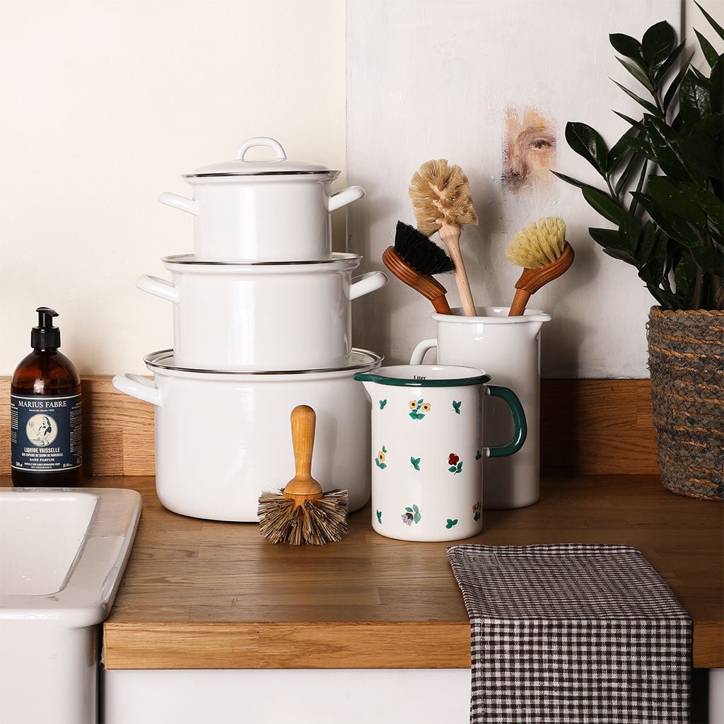 Riess Enamel Stewpot with Lid, Classic White | Boston Riess Enamel Stewpot with Lid, Classic White | Boston