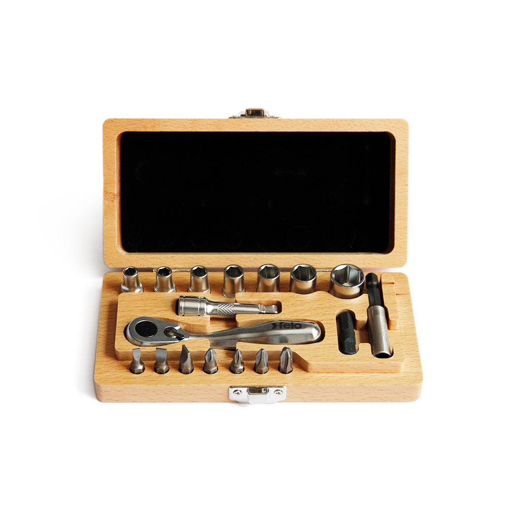 18 Piece Bit &amp; Socket + Ratchet Set    at Boston General Store