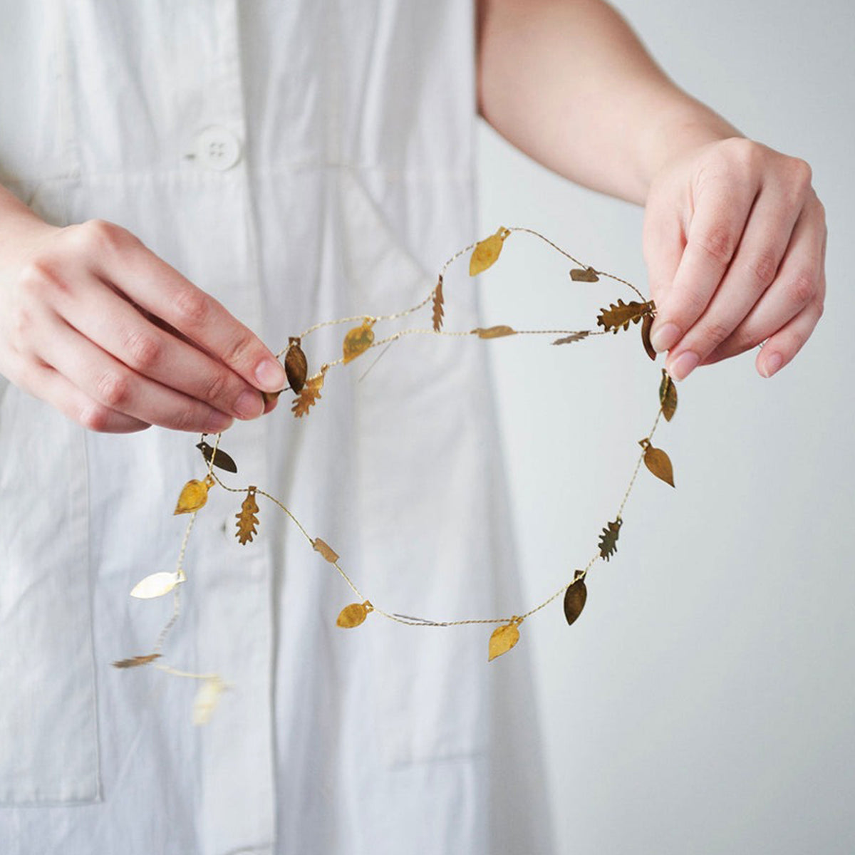 Brass Garland - Leaf