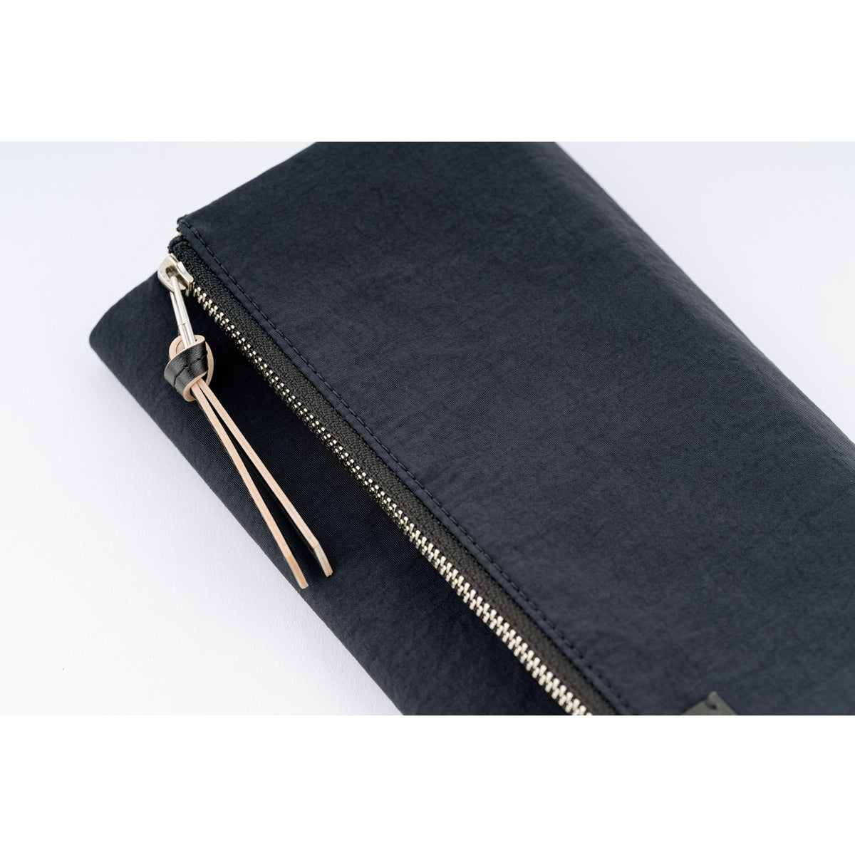 Hobonichi Cover for Weeks - Tragen Black (2025 Version)(Cover Only, No Book) Boston General Store