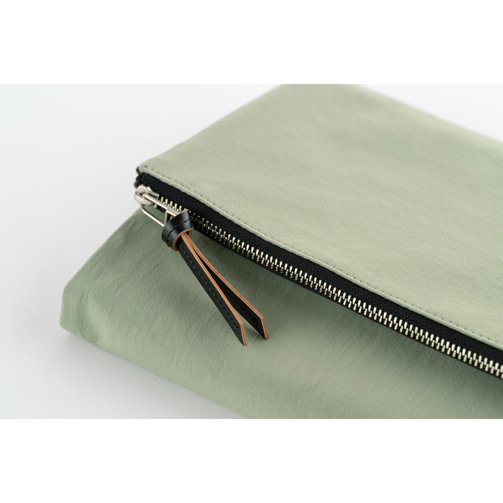 Hobonichi Techo Cousin A5 2026 - Book with Cover - Tragen: Oakmoss