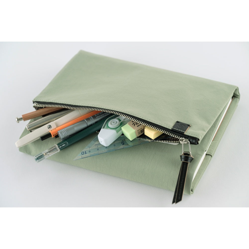 Hobonichi Techo Cousin A5 2026 - Book with Cover - Tragen: Oakmoss