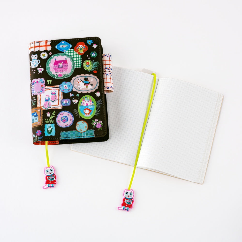 Yumi Kitagishi: Embroidered Bookmark - White Cat at Boston General Store