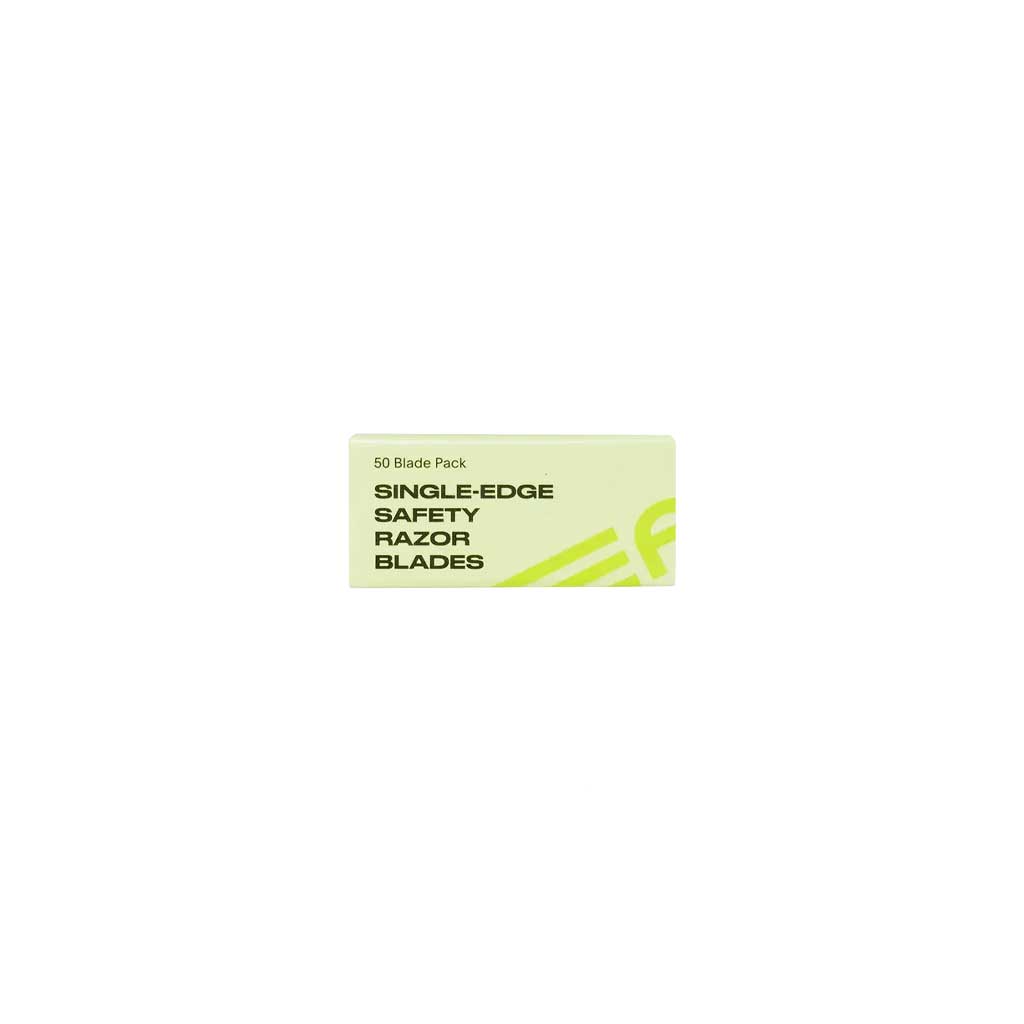 Pack of Leaf single-edge safety razor blades on a white background