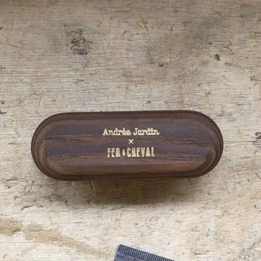 Andrée Jardin x Fer à Cheval Soap Dish + Nail Brush Gift Set